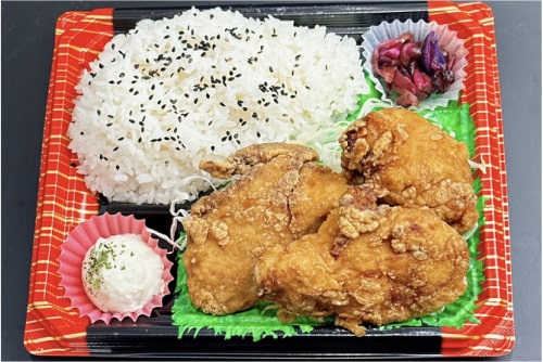 大きな唐揚げ弁当３個