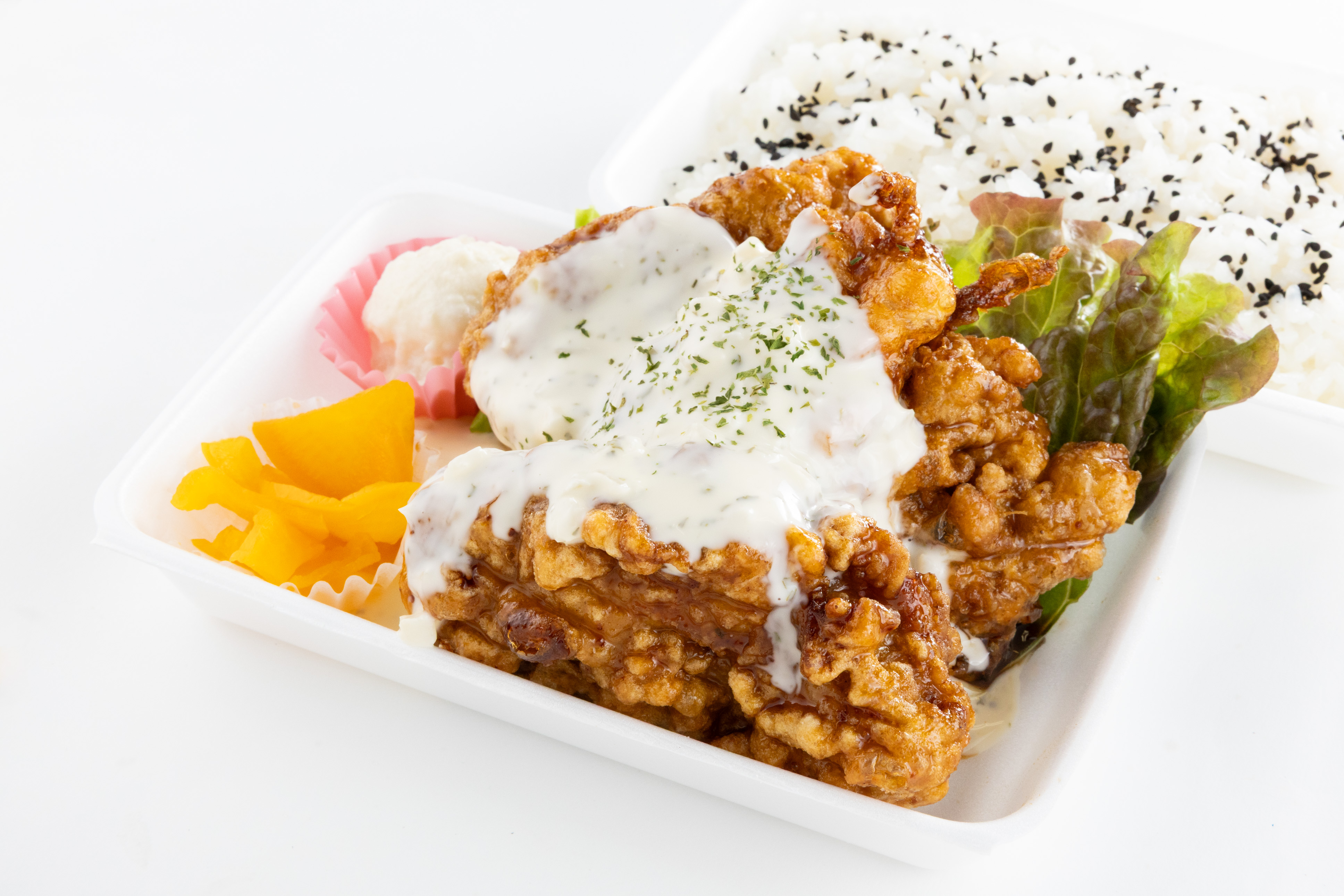 タルタルたっぷりチキン南蛮弁当